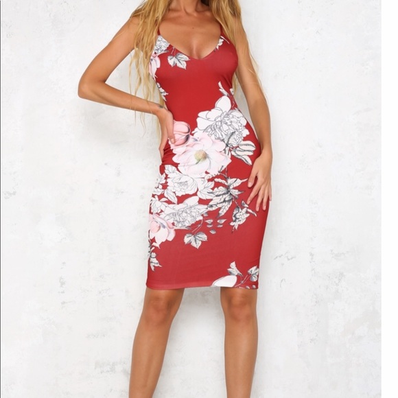 Red floral midi dress with open back - Picture 3 of 3
